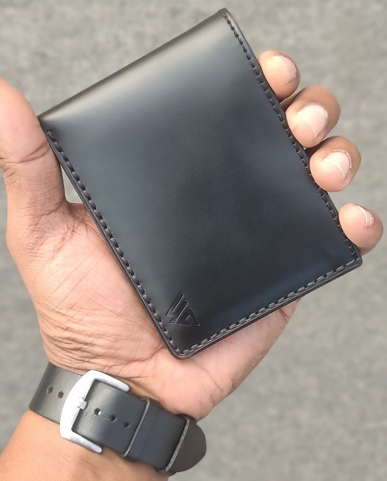 Kroven — Classic Bi-Fold Wallet (WC-C5)