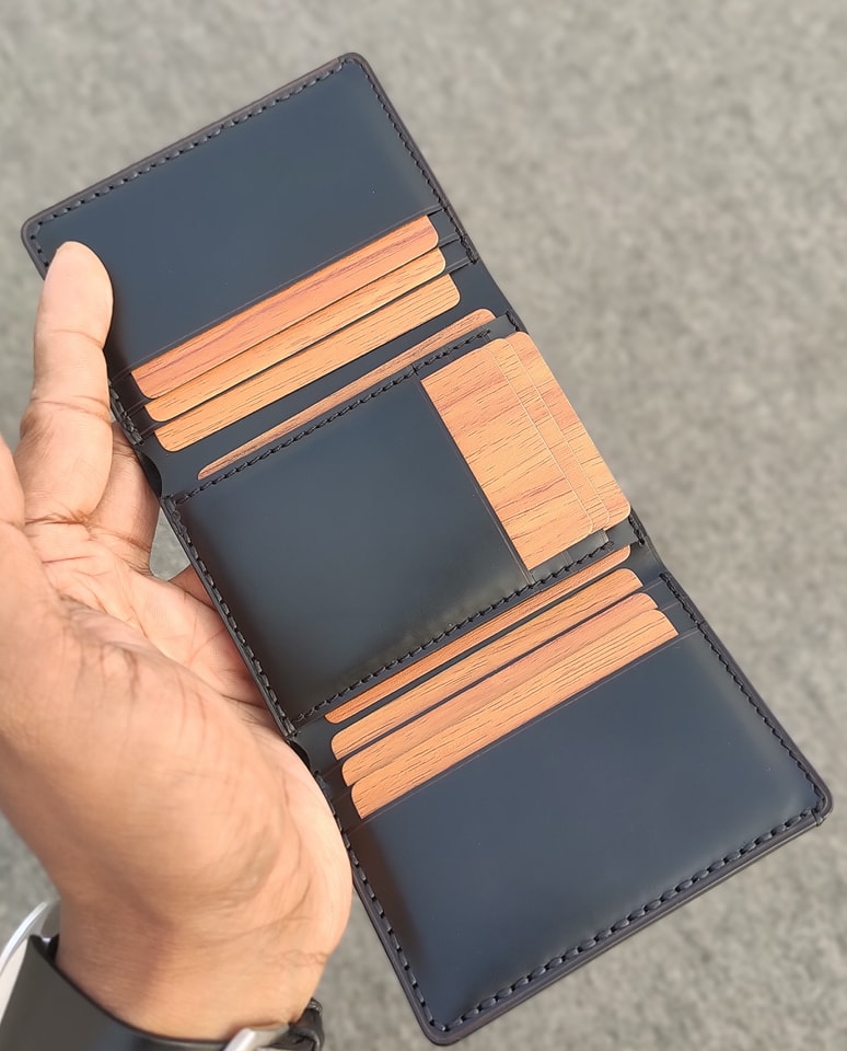 Silent Structure — Tri-Fold Wallet (WC-TR6)