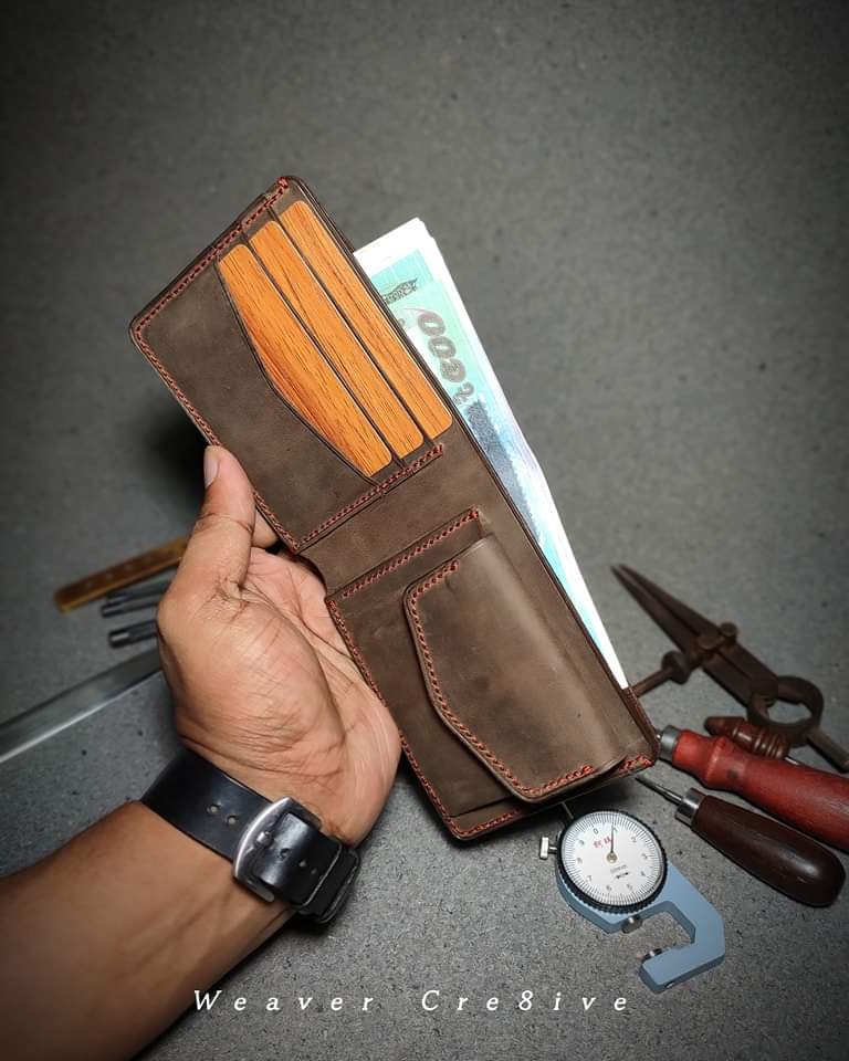 Mauro — Classic Bi-Fold Wallet (WC-C24)