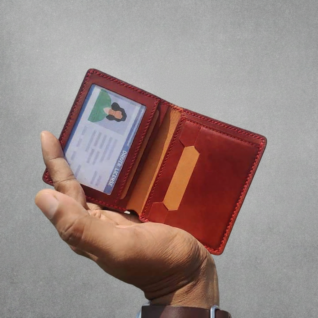 Civano — Vertical Bi-Fold Wallet (WC-V8)