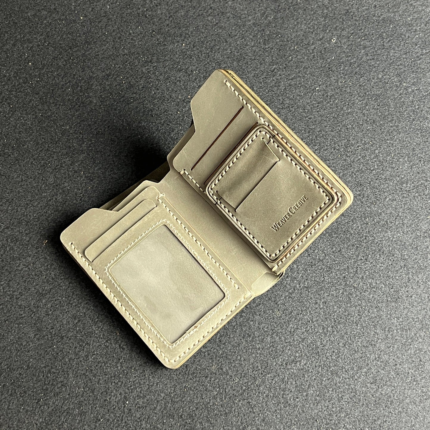 Ravelo — Vertical Bi-Fold Wallet (WC-V12)