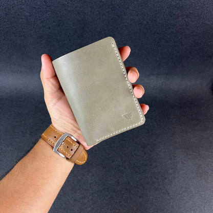 Ravelo — Vertical Bi-Fold Wallet (WC-V12)