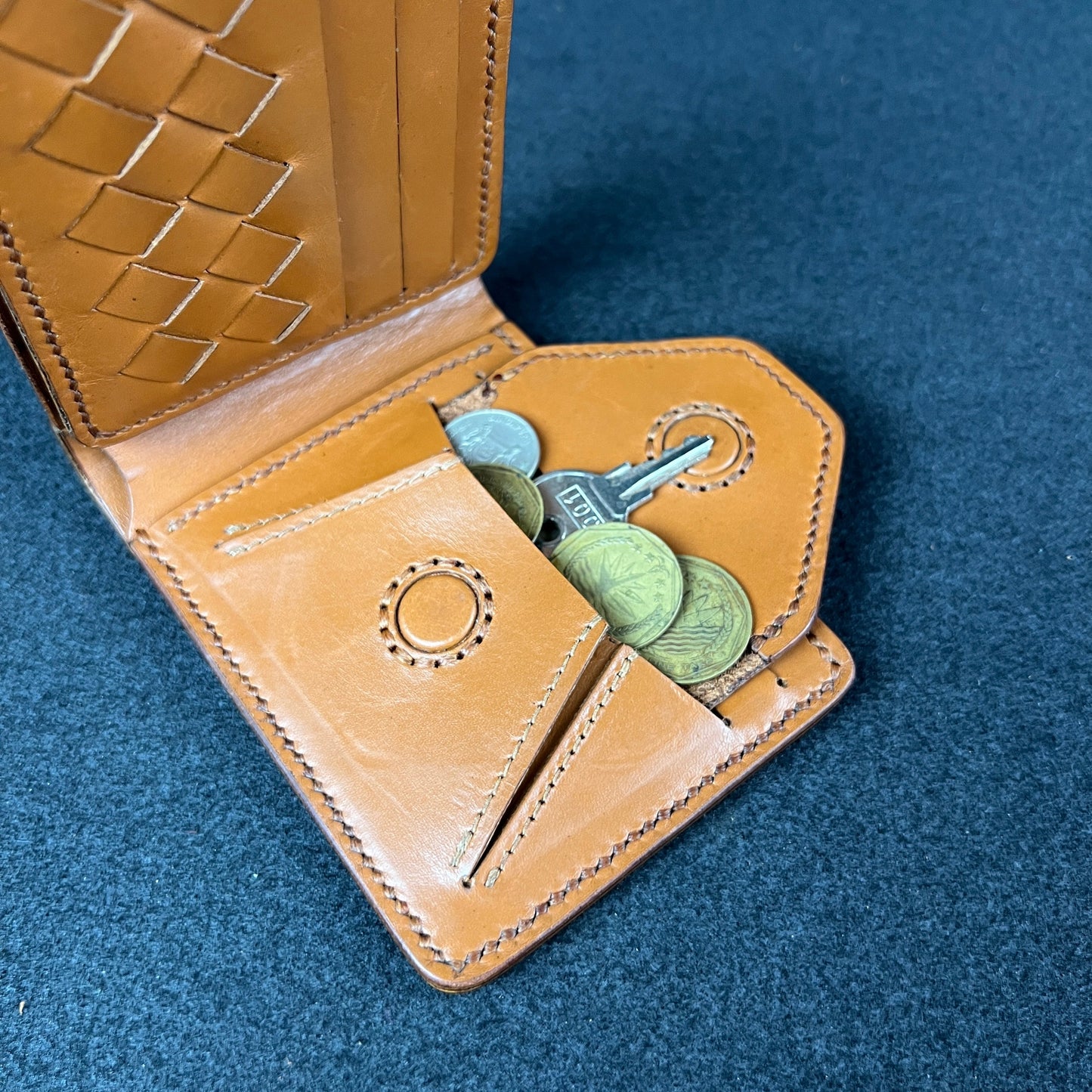 Alvo — Classic Bi-Fold Wallet (WC-C26)