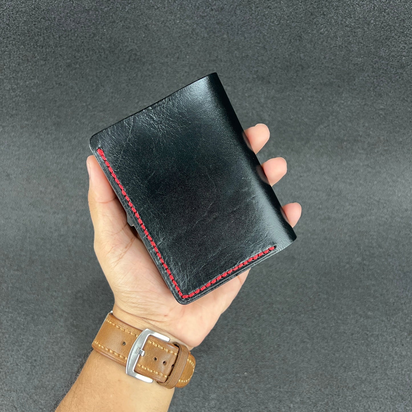 Ravelo — Vertical Bi-Fold Wallet (WC-V12)