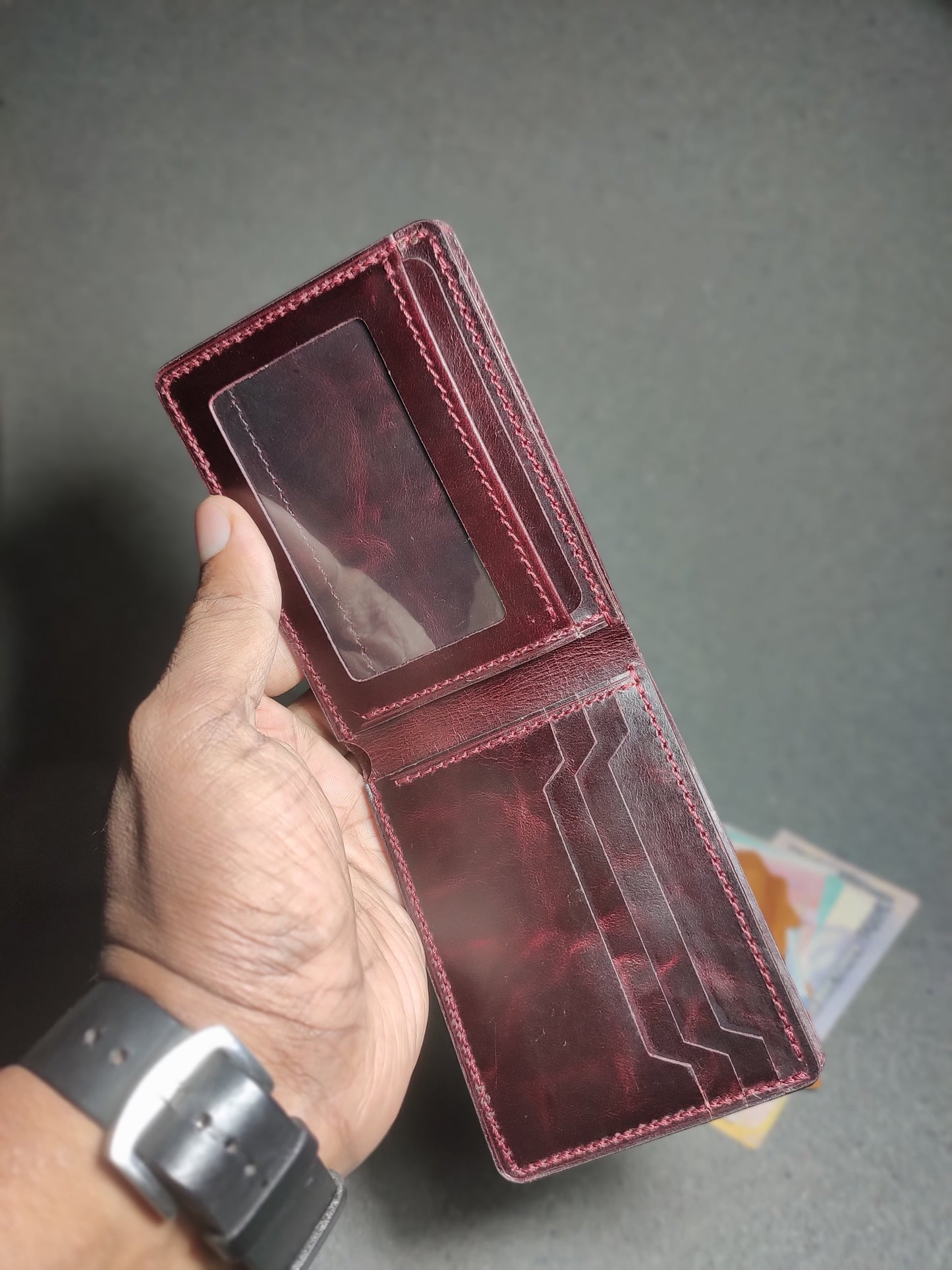 Kroven — Classic Bi-Fold Wallet (WC-C5)