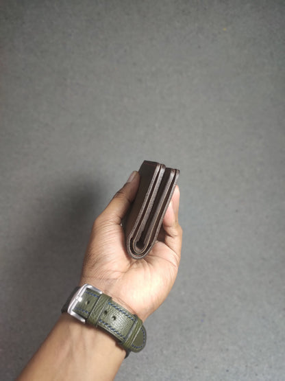 Vortical — Vertical Bi-Fold Wallet  (WC-V10)