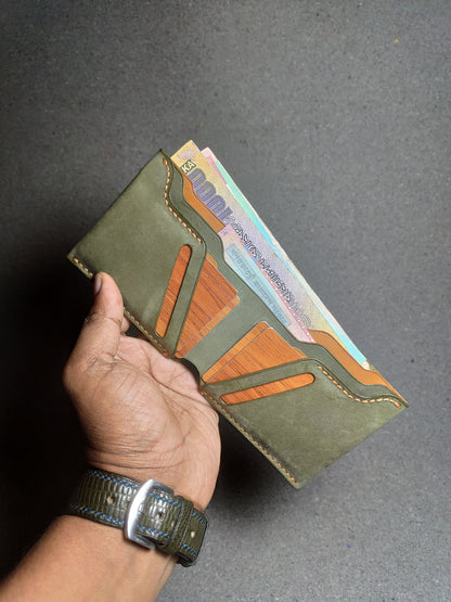 The Bull — Classic Bi-Fold Wallet (WC-C10)
