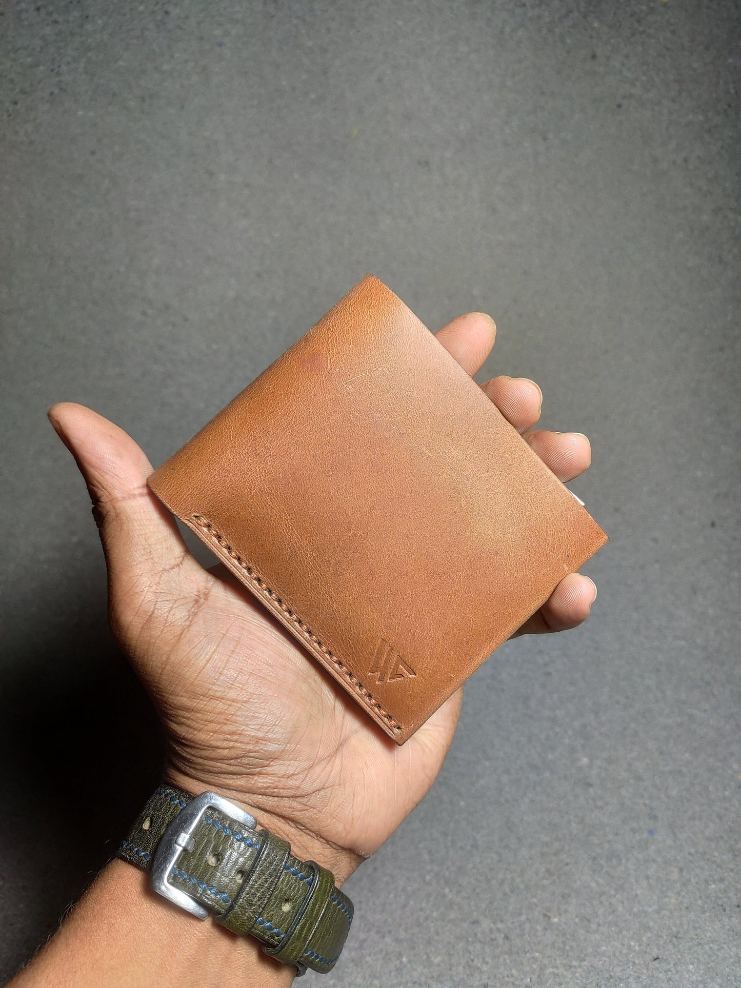 The Bull — Classic Bi-Fold Wallet (WC-C10)