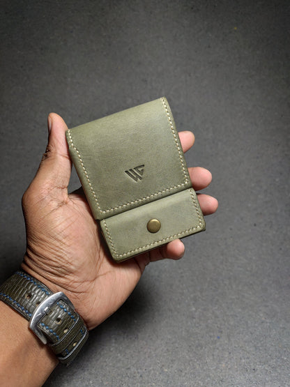 Trove — Classic Bi-Fold Wallet (WC-C28B)