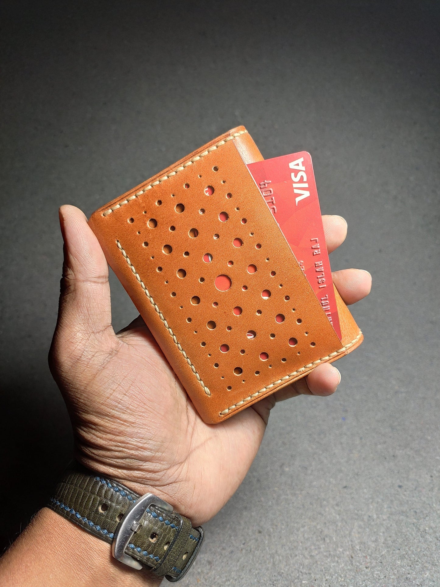 AeroDot - Vertical Bi-Fold Wallet (WC-V16)