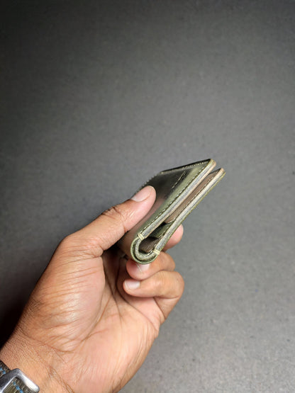 Aven — Vertical Bi-Fold Wallet (WC-V14)