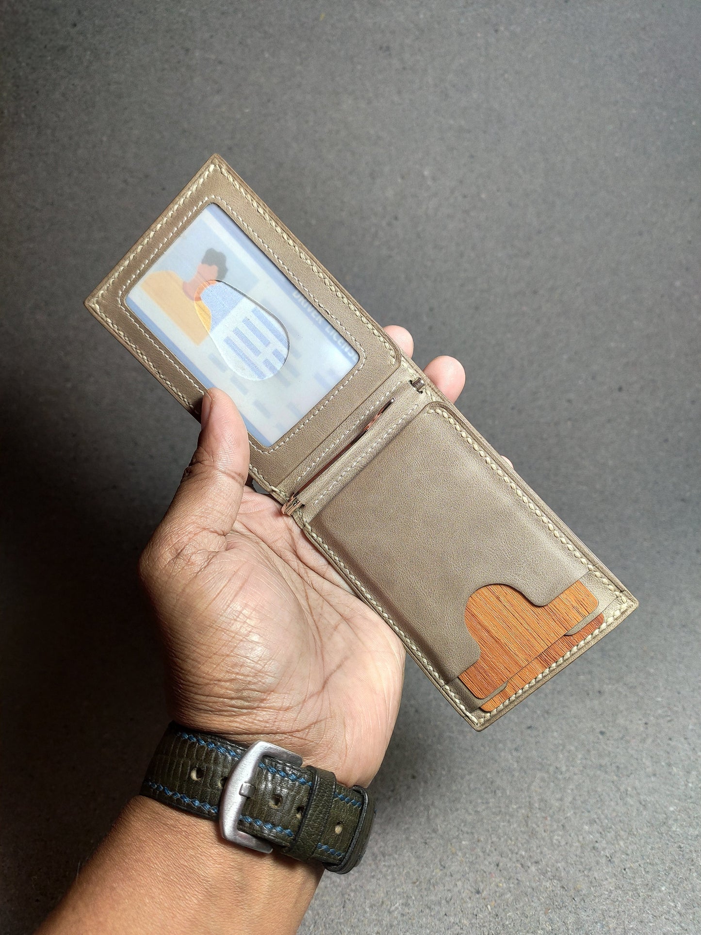 Silvan — Money Clip Bi-Fold Wallet (WC-C40)
