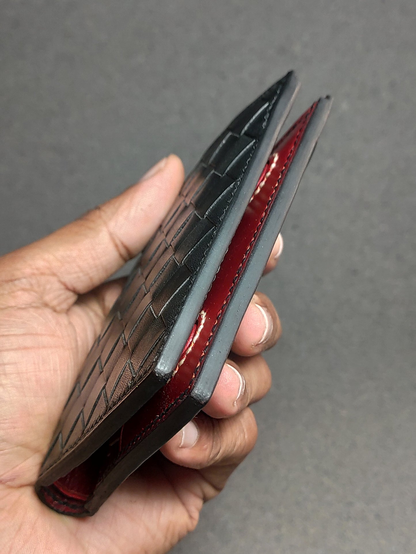 Noir Grid — Vertical Bi-Fold Wallet (WC-V5)