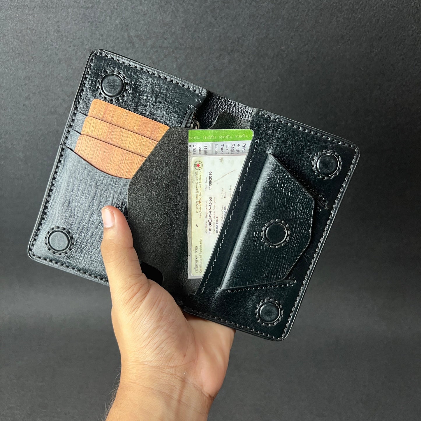 The Artisan Keeper — Semi Long Wallet (WC-L29)