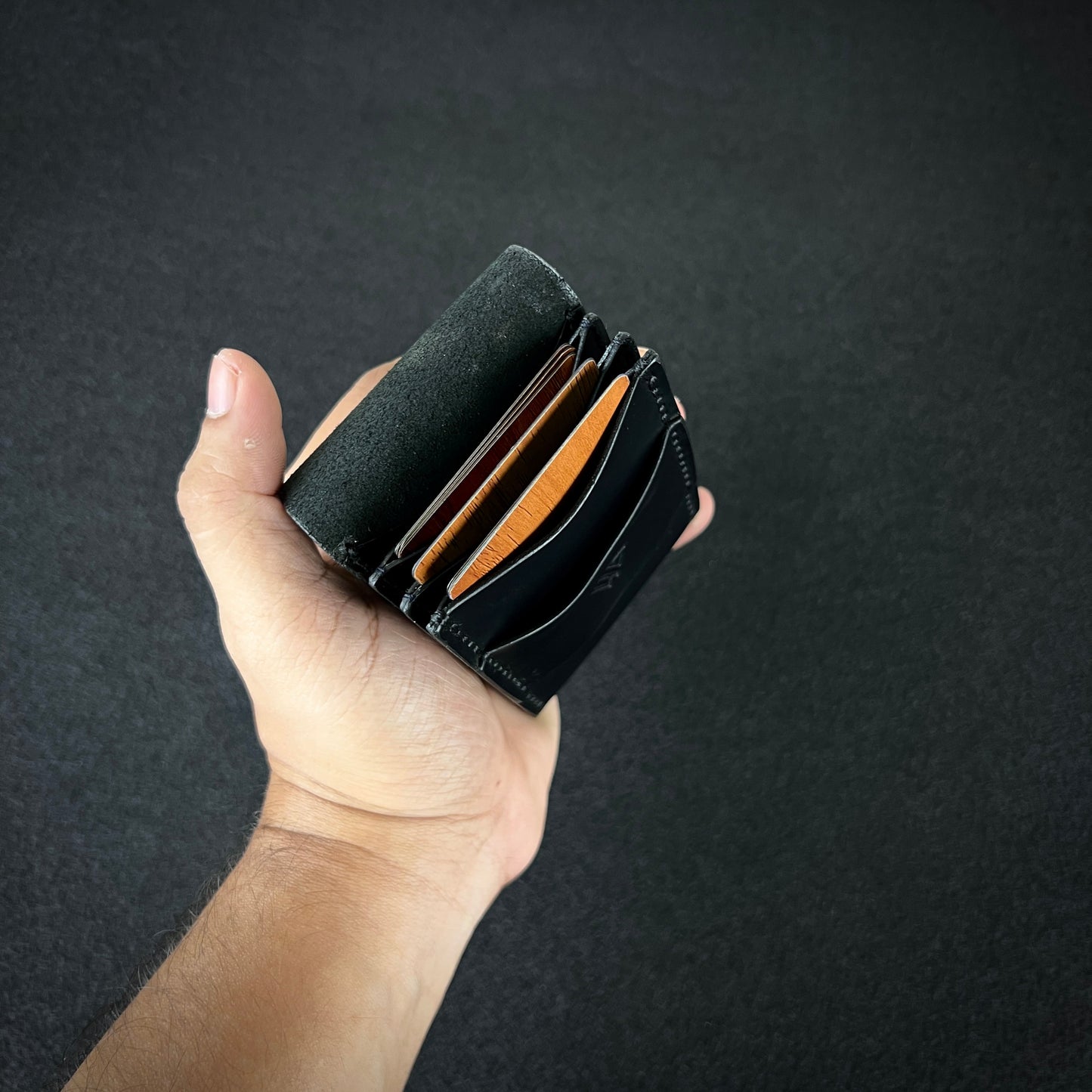 Verro — Card Holder (WC-CH7)