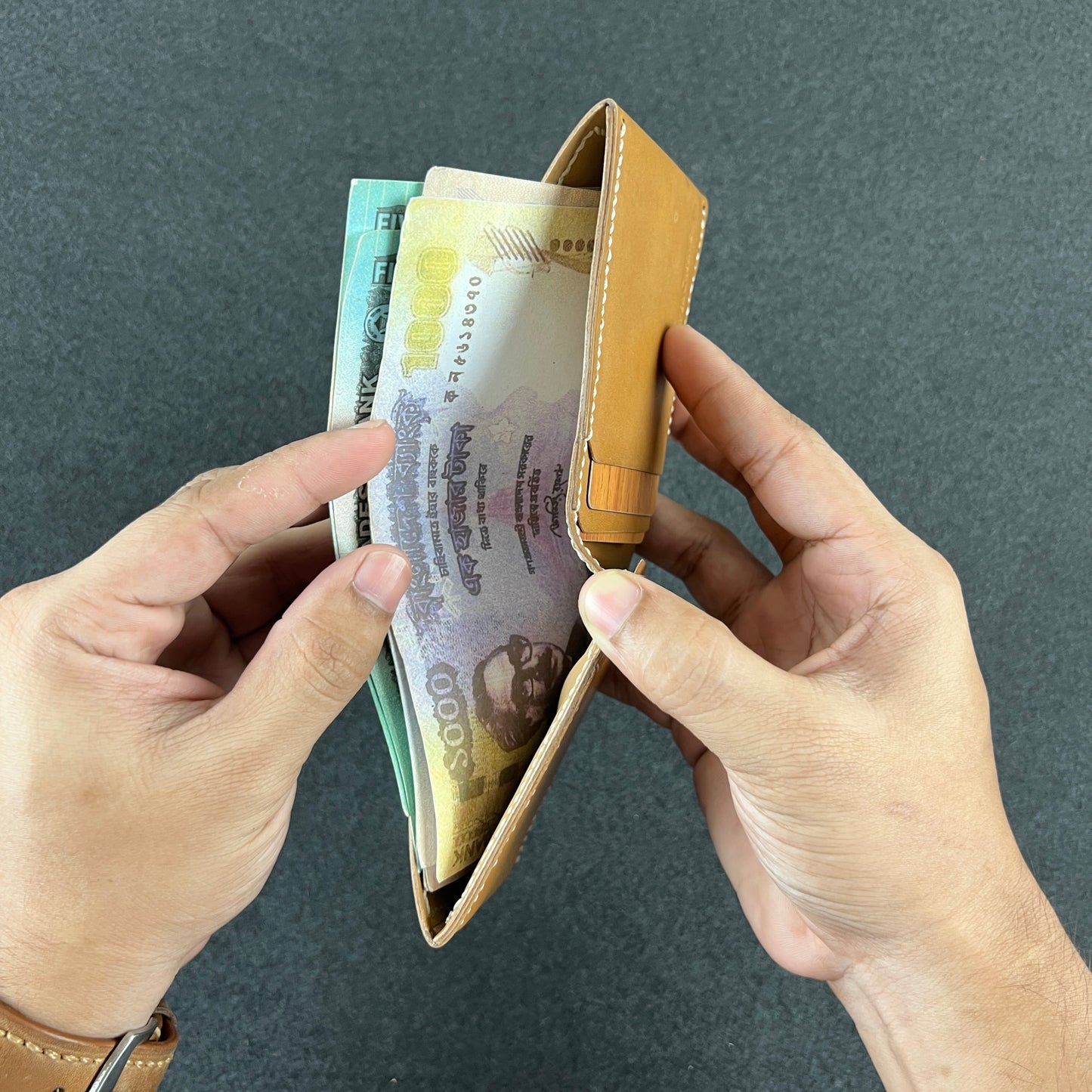 Pebble — Slimmest Classic Bi-Fold Wallet (WC-C37)