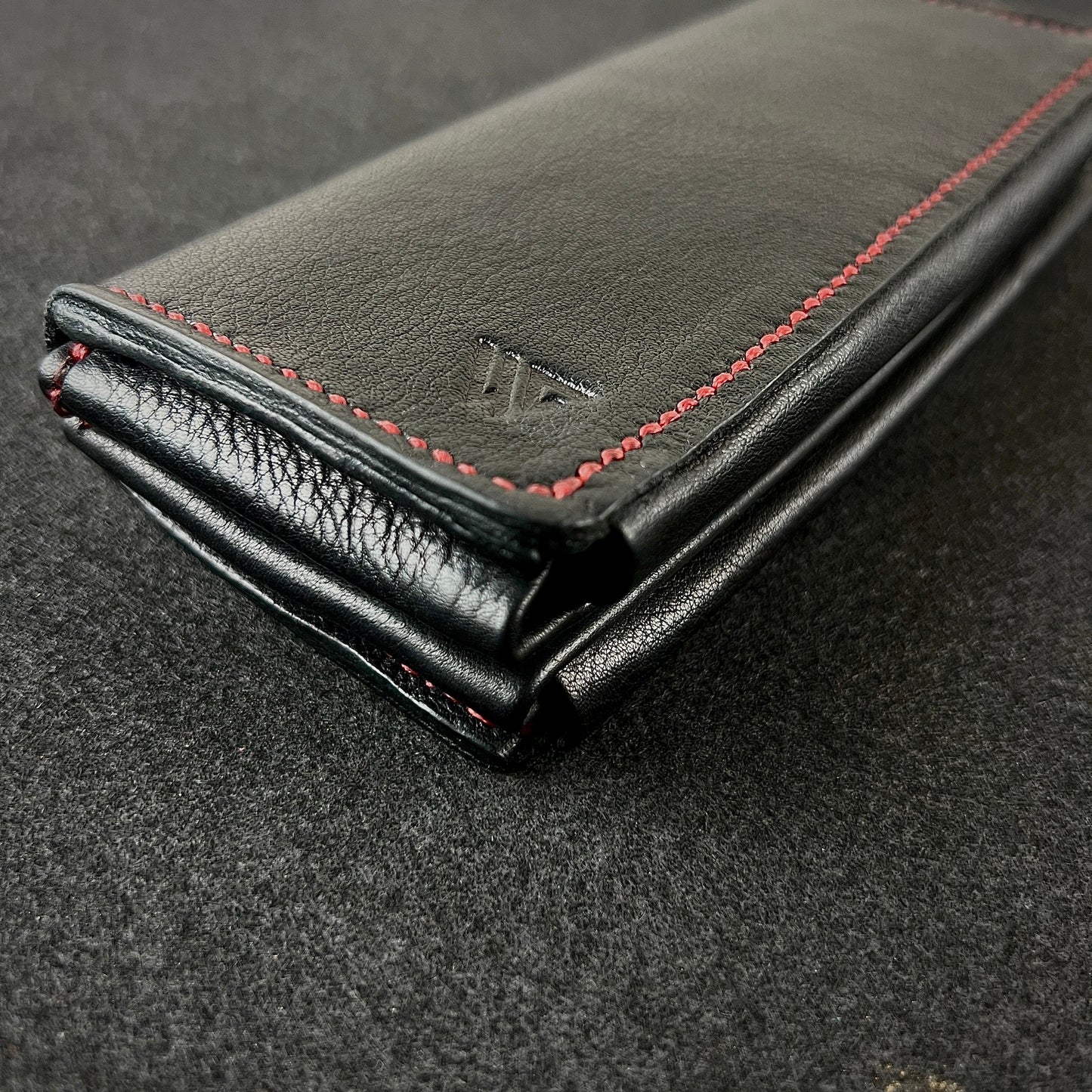 Minima — Long Wallet (WC-L22)