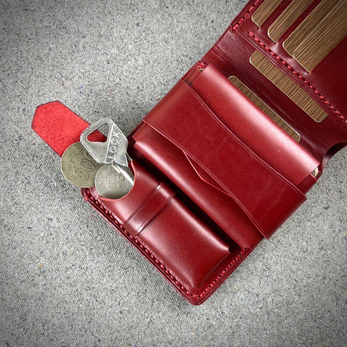 Gliese — Classic Bi-Fold Wallet (WC-C3)
