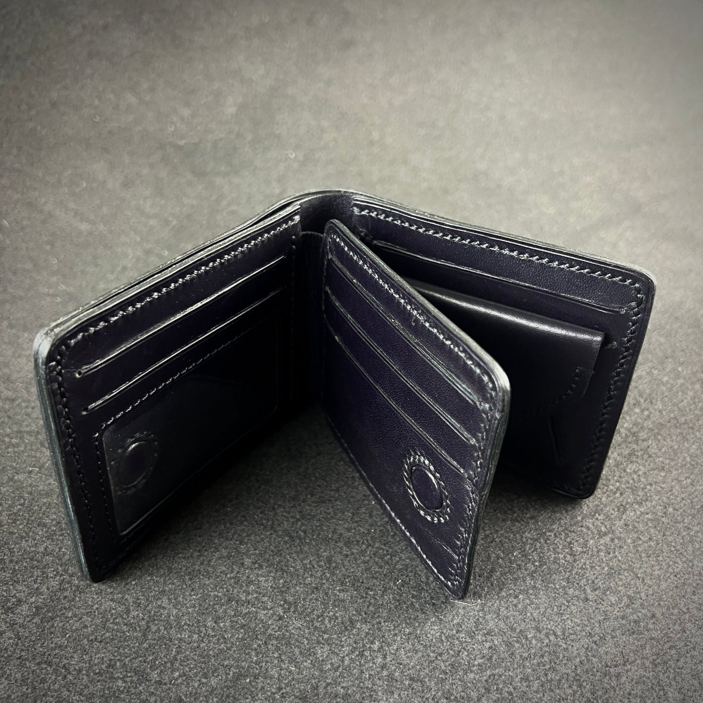 Alvo — Classic Bi-Fold Wallet (WC-C26)
