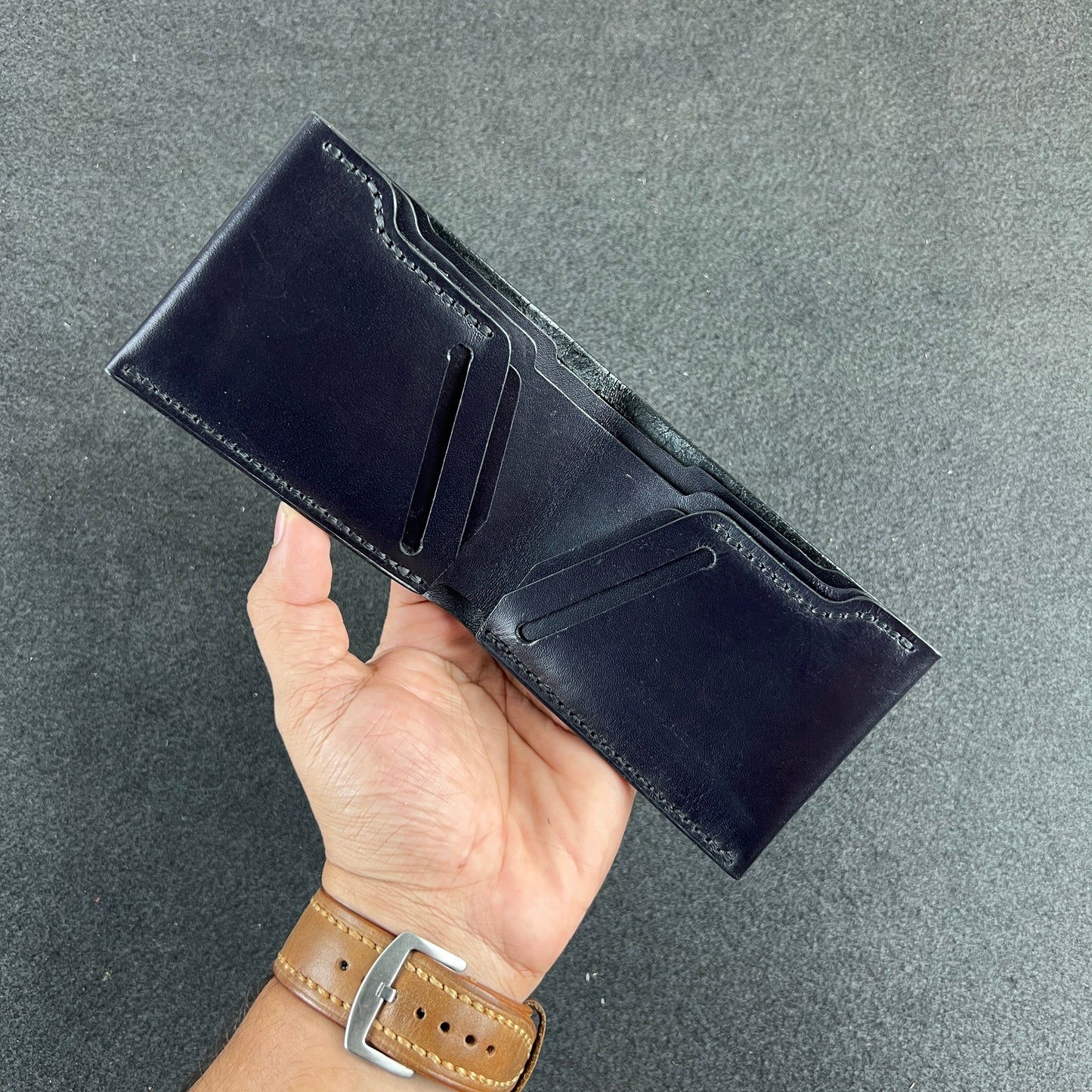 The Bull — Classic Bi-Fold Wallet (WC-C10)