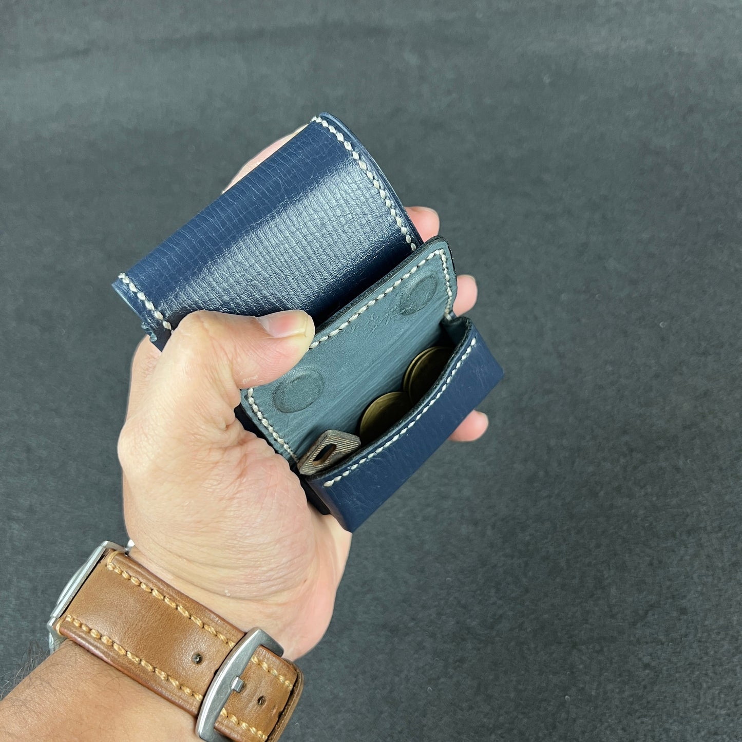 Trove — Classic Bi-Fold Wallet (WC-C28M)