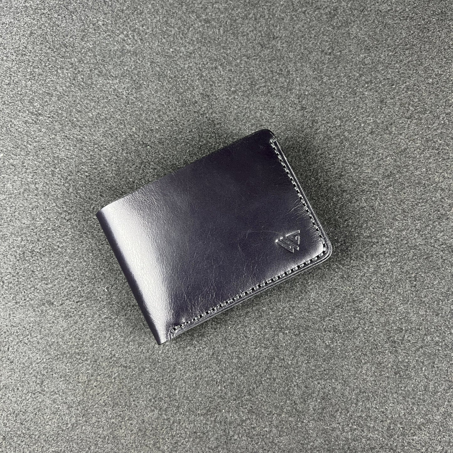 Velin — Classic Bi-Fold Wallet (WC-C25)