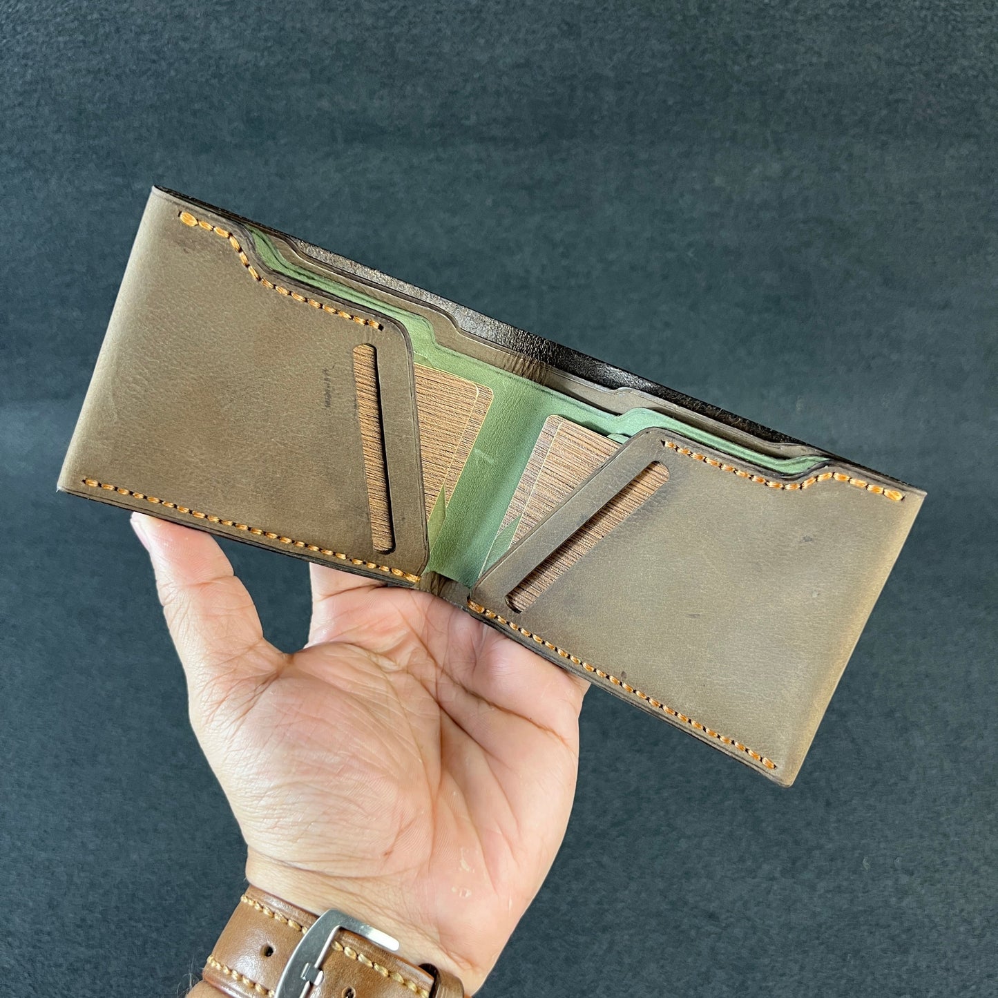 The Bull — Classic Bi-Fold Wallet (WC-C10)