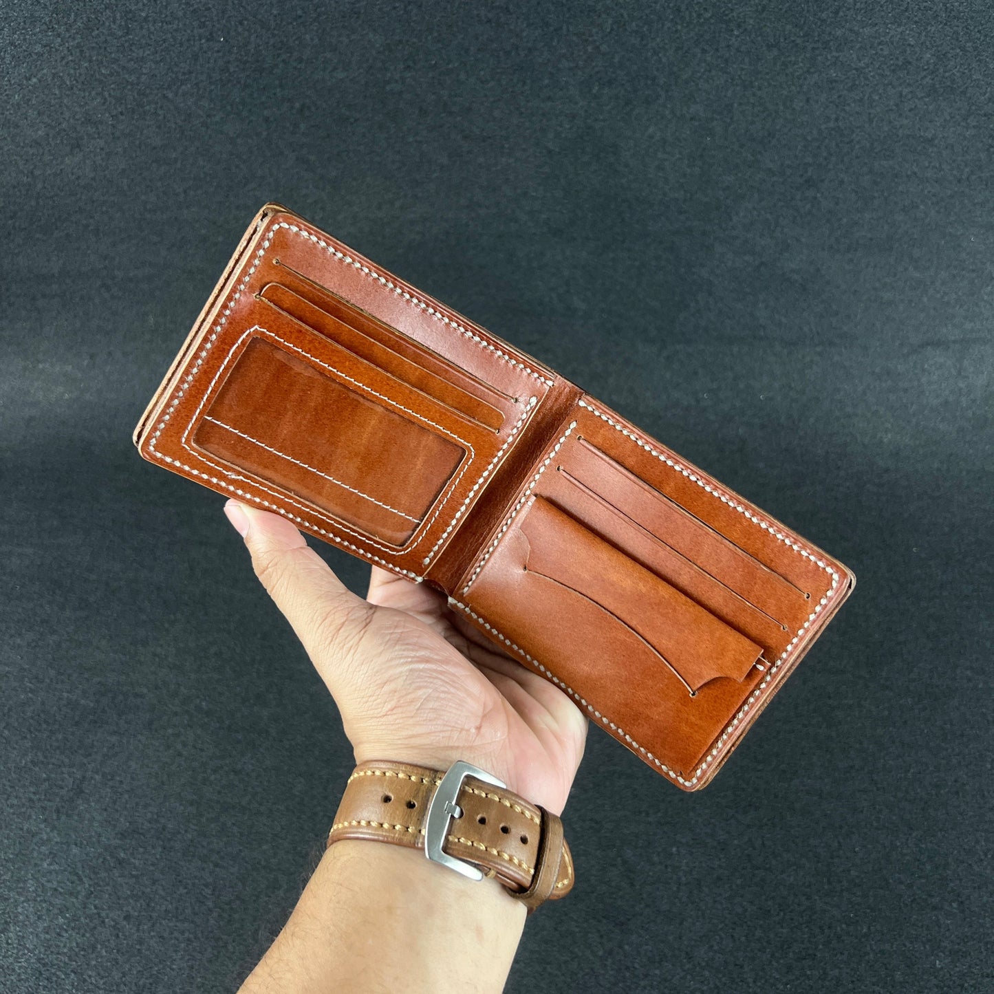 Verto — Classic Bi-Fold Wallet (WC-C39)