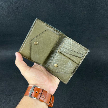 Ignis — Vertical Bi-Fold Wallet (WC-V9)