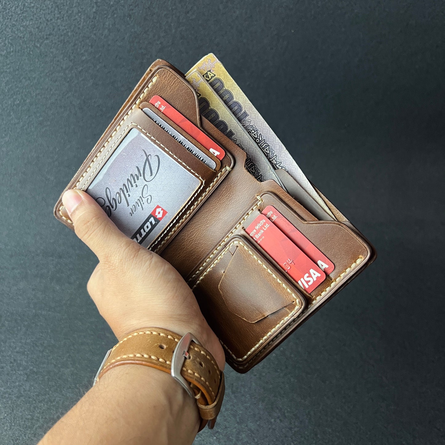 Ravelo — Vertical Bi-Fold Wallet (WC-V12)
