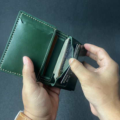 Folden  — Vertical Bi-Fold Wallet (WC-V18)